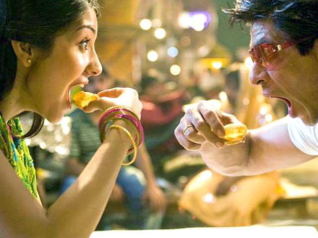 Bollywood Celebrities Caught Eating Street Food