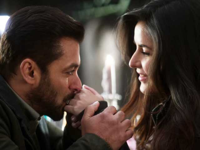 Salman & Katrina Make You Believe In Love Again With Dil Diyan Gallan From Tiger Zinda Hai