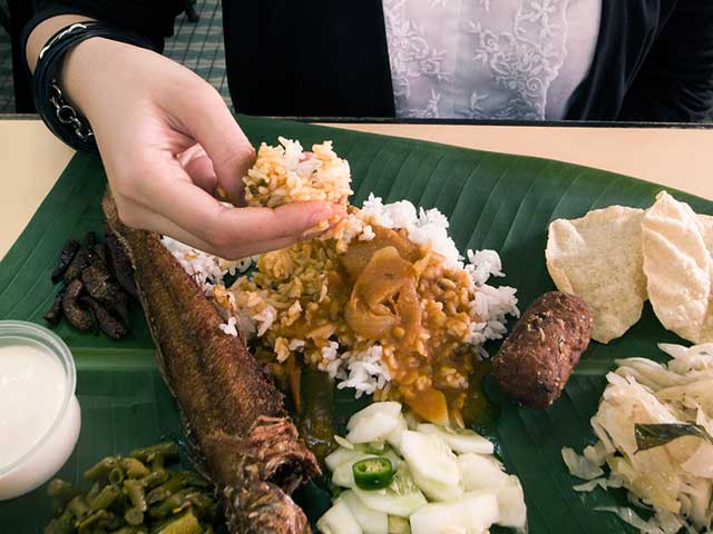 Cultures That Eat With Hand