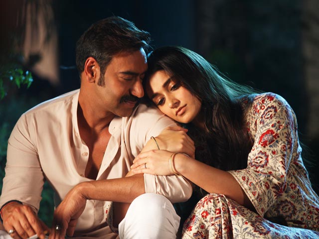 Here’s Why Ileana Dcruz Would Love To Do More Films With Ajay Devgn Post Raid