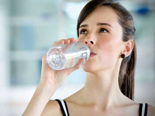 Drinking Water Helps You Stay Healthy, Here's How