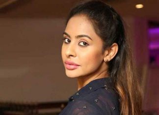 Why Is Tollywood Actress Sri Reddy In News?