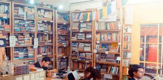 Will Bookstores Be Reduced To Memorabilia Shops?