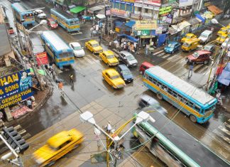 How To Travel Like A Local In Kolkata