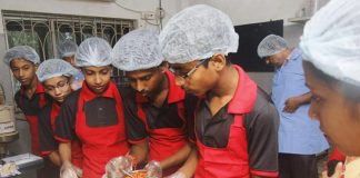 Have You Heard Of The Cafe Run By HIV Positive People In Kolkatta?